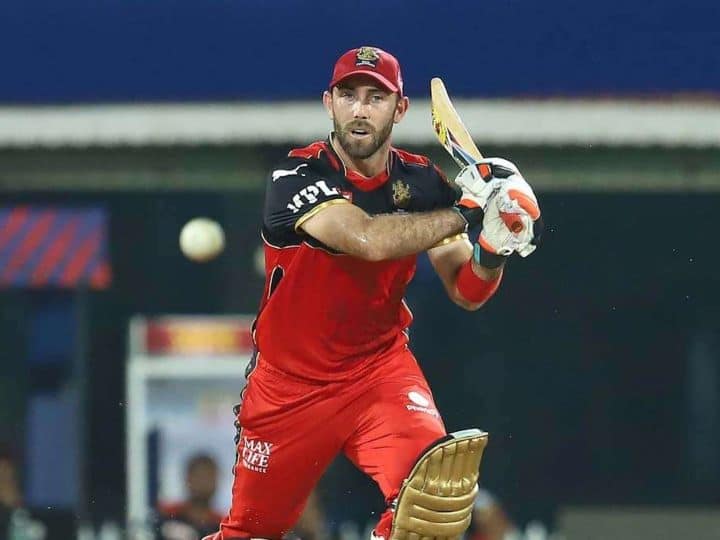 बता दें कि आईपीएल में आरसीबी की खिलाड़ी ग्लेन मैक्सवेल का भारत से पुराना लगाव है. वे आईपीएल में खेलने की वजह से यहां से और ज्यादा करीब हो गए हैं. उन्होंने पहला आईपीएल मैच साल 2012 में खेला था.