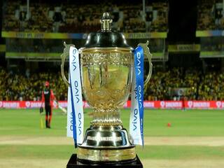 IPL Auction 2022 : ஐ.பி.எல். ஏலத்தில் எடுக்கப்பட்ட வீரர்களுக்கு கையில் கிடைக்கும் பணம் இவ்வளவுதான்...!