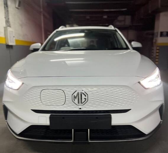 एमजी झेडएस ईव्ही 2022 चा भन्नाट लूक