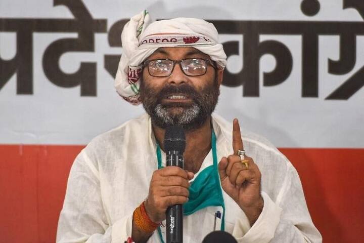 यूपी के सबसे गरीब विधायक हैं कांग्रेस नेता अजय कुमार लल्लू. अजय कुमार के पास कोई भी अचल संपत्ति नहीं है. उनके पास ना तो कोई जमीन है और ना ही कोई घर.