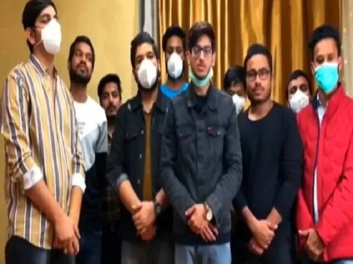 Concerns of family members increased over Gujarati students trapped in Ukraine amid fears of Russian attack Gujarat News: रूस के हमले की आशंका के बीच यूक्रेन में फंसे गुजराती छात्रों को लेकर बढ़ी परिजनों की चिंता