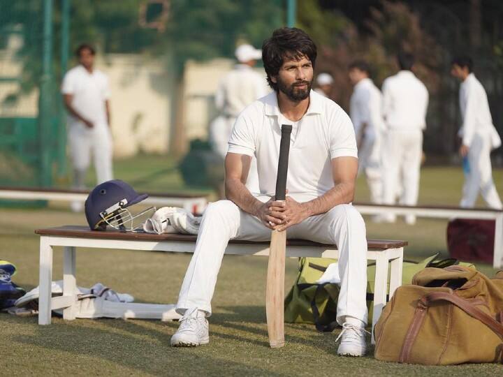 'Jersey': Shahid Kapoor's Sports Drama All Set To Release In April, Know Details Here 'Jersey': Shahid Kapoor's Sports Drama All Set To Release In April, Know Details Here