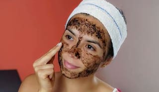 Natural Exfoliator For Face: ਕਦੁਰਤੀ ਢੰਗ ਨਾਲ ਵਧਾਓ ਚਿਹਰੇ ਦੀ ਖੂਬਸਰਤੀ, ਜਾਣੋ ਐਕਸਫੋਲੀਏਸ਼ਨ ਦੇ ਸੌਖੇ ਤਰੀਕੇ ਜੋ ਕਰ ਦੇਣਗੇ ਕਾਇਆ-ਕਲਪ