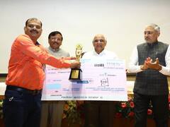 Gujarat News: विश्वकर्मा जयंती के अवसर पर CM भूपेंद्र पटेल ने श्रमयोगियों को पुरस्कार से किया सम्मानित