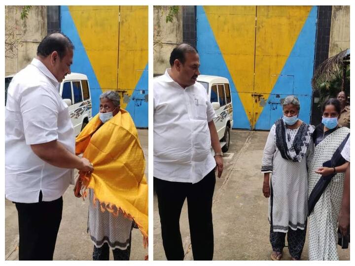Thanjavur student suicide case, DMK MLA welcomes hostel warden on bail தஞ்சை மாணவி தற்கொலை: ஜாமினில் வந்த விடுதி காப்பாளரை வரவேற்று சால்வை போர்த்திய திமுக எம்.எல்.ஏ.,!