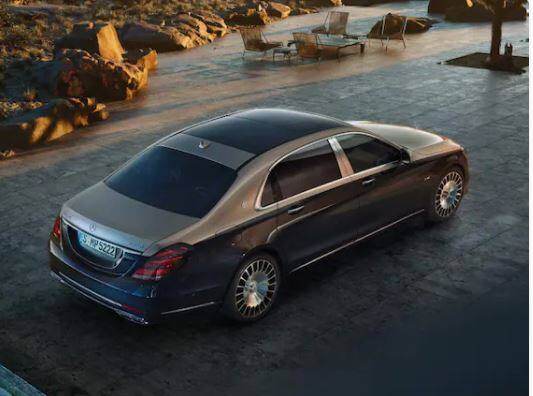 Mercedes Maybach S-Class ਦੋ ਇੰਜਣ ਵਿਕਲਪਾਂ ਦੇ ਨਾਲ ਆਉਂਦੀ ਹੈ, ਇੱਕ V8 ਅਤੇ ਦੂਜਾ V12 ਇੰਜਣ। V12 ਵਿੱਚ ਆਲ ਵ੍ਹੀਲ ਡਰਾਈਵ ਵਿਕਲਪ ਉਪਲਬਧ ਹੈ।