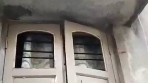 Bidhannagar Municipality: বিধাননগর পুরসভার ২৭ নম্বর ওয়ার্ডের সিপিএম প্রার্থীর বাড়িতে হামলার ঘটনায় উত্তেজনা । Bangla News