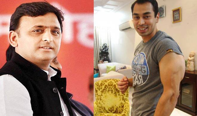 प्रतीक यादव अखिलेश यादव के सौतेले छोटे भाई हैं. वह मुलायम सिंह यादव की दूसरी पत्नी साधना गुप्ता के बेटे हैं. प्रतीक यूं तो राजनीति में नहीं हैं, लेकिन अक्सर चर्चा में रहते हैं. कुछ मामलों में प्रतीक अपने बड़े भाई अखिलेश से जुदा हैं.