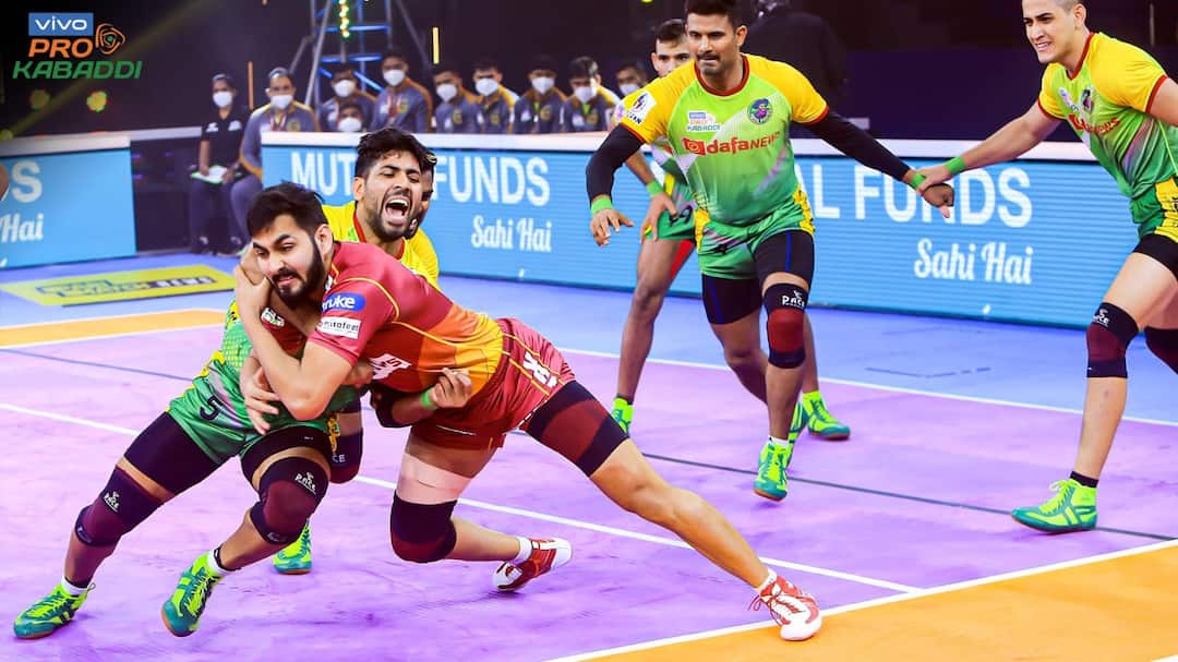 kabaddi pkl-8 Khel Samachar pkl playoffs kabaddi samachar kabaddi points table patna pirates telugu titans pro kabaddi league 2021-22 kabaddi Pro Kabaddi: Telugu Titans को हराकर Patna Pirates ने PKL-8 के पहले क्वालीफायर के लिए जगह की पक्की