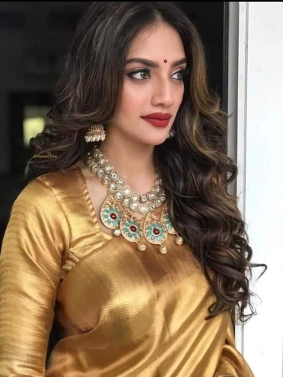 यश दासगुप्ता के प्यार में डूबी हुई हैं Nusrat Jahan