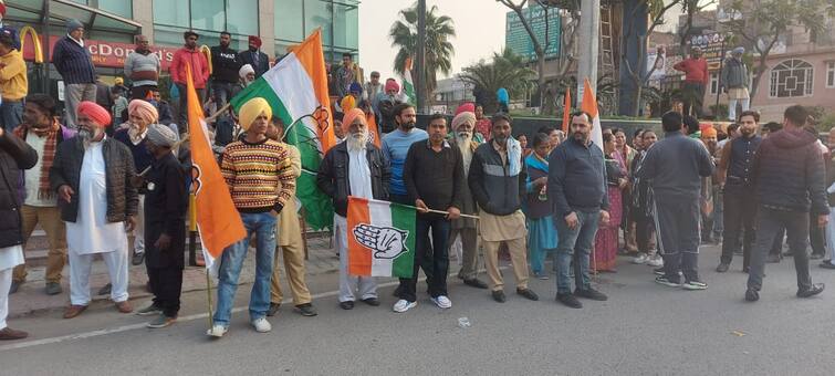 Punjab Election Election campaign in full swing in Punjab, Congress pubs crowded to welcome Priyanka Gandhi Punjab Election: ਪੰਜਾਬ 'ਚ ਚੋਣ ਪ੍ਰਚਾਰ ਜ਼ੋਰਾਂ 'ਤੇ, ਪ੍ਰਿੰਯਕਾ ਗਾਂਧੀ ਦੇ ਸਵਾਗਤ ਲਈ ਕਾਂਗਰਸੀ ਪੱਬਾਂ ਭਾਰ