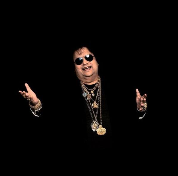 'হিম্মতওয়ালা' ছবির গান 'ন্যায়নো মে সপনা'