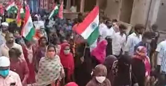 Secularism on display in Hijab support: శభాష్ అనిపిస్తున్న ఆత్మకూరు ప్రజలు | ABP Desam