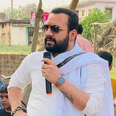 अमरमणि त्रिपाठी का नाम भी यूपी के बड़े बाहुबलियों में शुमार है. फिलहाल वह जेल में हैं. उनके बेटे अमनमणि भी अपनी पत्नी की हत्या के आरोपी हैं. अमनमणि नौतनवा सीट से चुनाव लड़ रहे हैं.