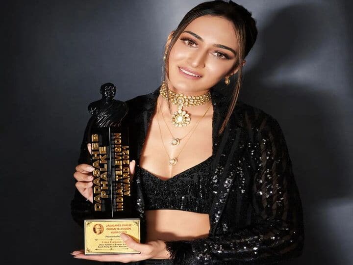 Erica Fernandes Goes Ecstatic On Receiving Dadasaheb Phalke Award For Best Television Actress 2021 Erica Fernandes Goes Ecstatic On Receiving Dadasaheb Phalke Award For Best Television Actress 2021