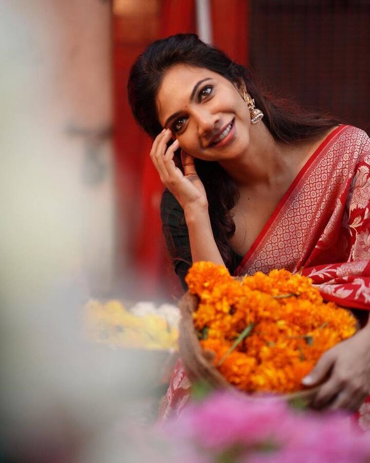 ఇందులో ఆమె తన లుక్ తో ఆకట్టుకుంటుంది. (Photo Courtesy: Instagram)