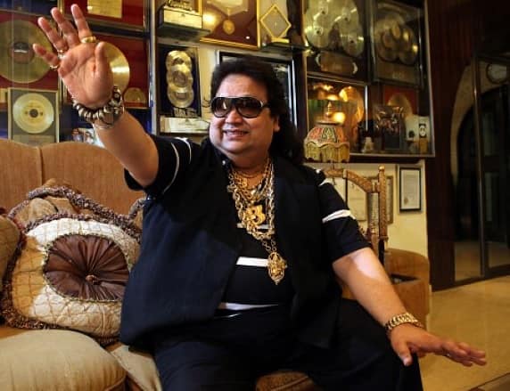 Bappi Lahiri : संगीतातील 'गोल्डमॅन' बप्पीदांचे राजकारणाशी मात्र सूर जुळलेच नाहीत! bappi lahiri passed away he contest election as bjp candidate in loksabha 2014 election then inactive Bappi Lahiri : संगीतातील 'गोल्डमॅन' बप्पीदांचे राजकारणाशी मात्र सूर जुळलेच नाहीत!
