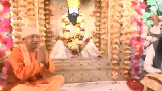 चुनावी मौसम में संत के लिए 'सियासी दौड़' का किसको मिलेगा फायदा ? | Uttar Maange Pradesh