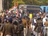 Jabalpur: अधिक बिजली बिल के खिलाफ आंदोलन कर रहे कांग्रेसियों पर पुलिस ने भांजी लाठियां, जानें पूरा मामला