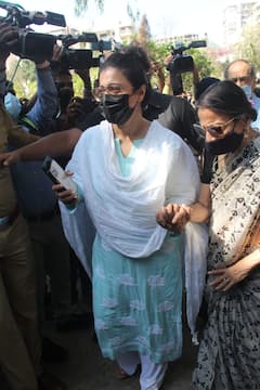Bappi Lahiri Death: Kajol With Mom Tanuja Visit Late Singer's Residence To Condole His Demise- See Pics