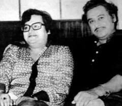 Bappi Lahiri: ਬਚਪਨ ਤੋਂ ਲੈ ਕੇ ਜਵਾਨੀ ਭਰੇ ਦਿਨਾਂ ਦੀਆਂ ਯਾਦਾਂ ਤਾਜ਼ਾ ਕਰਦੇ ਰਹਿੰਦੇ ਸੀ Bappi Lahiri, ਦੇਖੋ ਅਣਦੇਖੀਆਂ ਤਸਵੀਰਾਂ