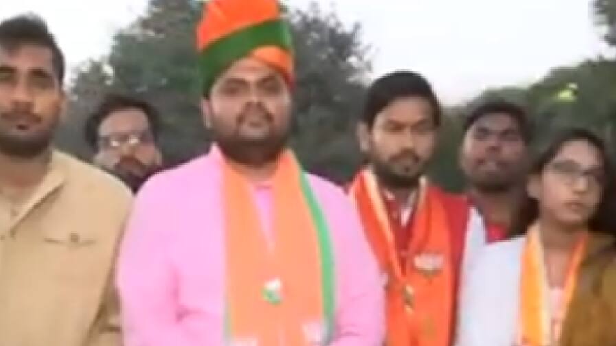 From Kanpur Nagar to Kanpur Dehat, who is in public