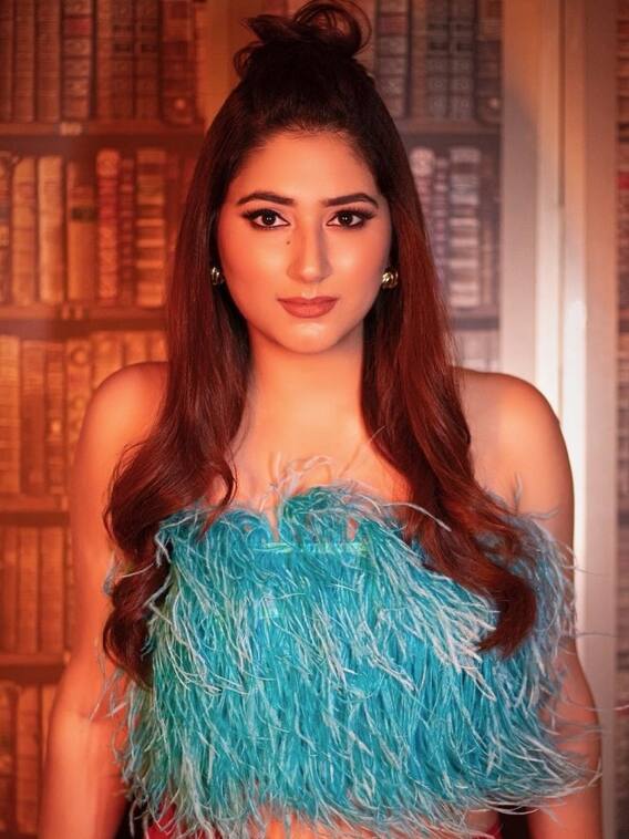 Disha Parmar की नज़ाकत के आगे फेल हैं सारी बॉलीवुड एक्ट्रेसेस