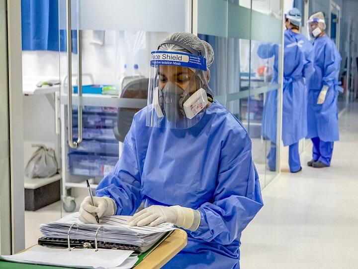 Lassa Fever 3 Died UK signs symptoms treatment all details you need to know Lassa Fever: 13 ஆண்டுகளுக்குப் பின் பிரிட்டனை தாக்கிய ‘லஸ்ஸா’ காய்ச்சல்: அவசியம் தெரிந்து கொள்ள வேண்டியவை