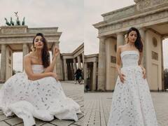 Alia Bhatt: आलीया वेधून घेतेय सर्वाचं लक्ष!