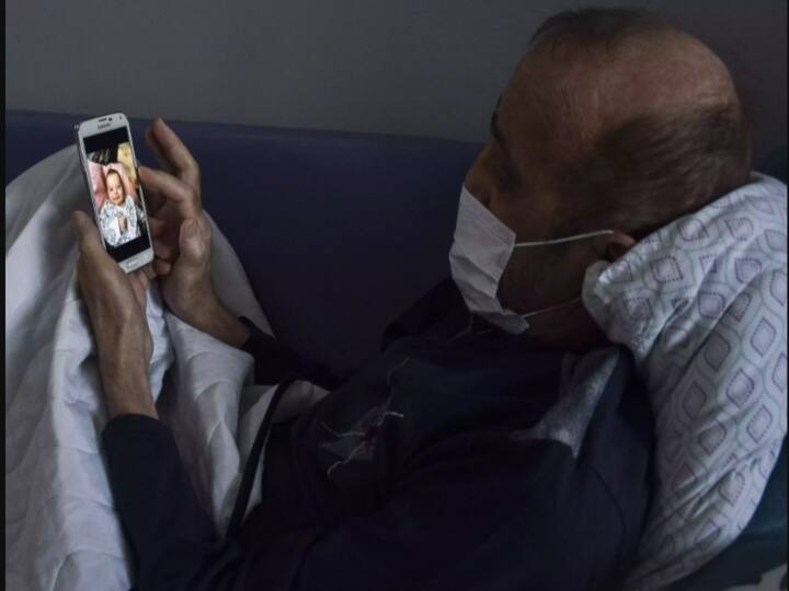 Turkish Man suffereing from Leukemia test positive for Covid-19 for 14 months Turkey | மருத்துவமனை.. தனிமை... ரிப்பீட்டு... 441 நாட்களாக கொரோனா தொற்றால் அவதிபடும் துருக்கி நபர்...!