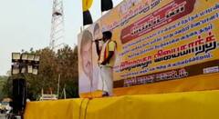 Local Body Election 2022 : திருச்சி : தனியாக மேடையில் நின்று பிரச்சாரம் செய்த தேமுதிக நிர்வாகி.. வீடியோ