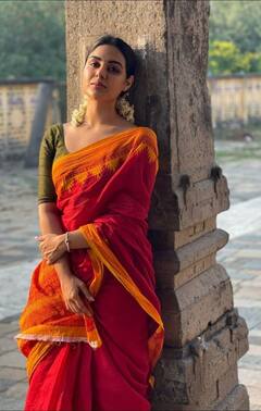 Actress  Samyuktha Menon | புடவை.. மல்லிகைப்பூ.. நடிகை சம்யுக்தா மேனனின் அழகான க்ளிக்ஸ்!