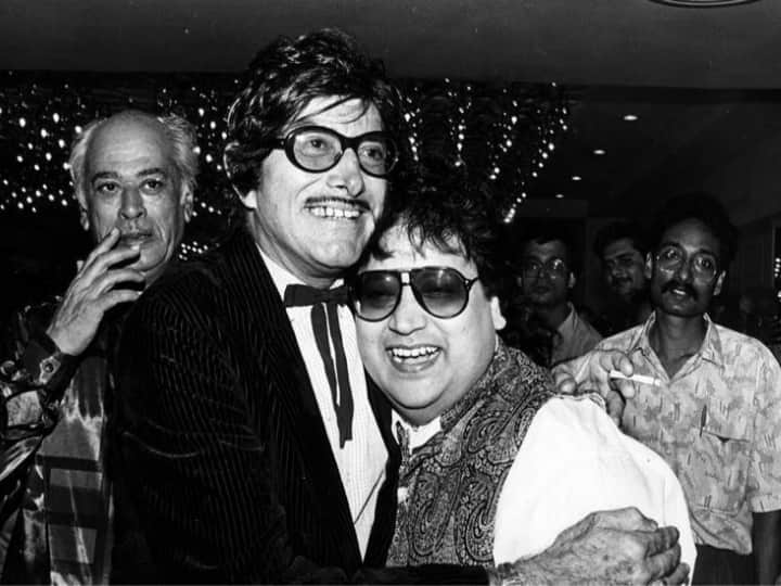 Bappi Lahiri Death Facts Net worth Songs Gold Raj Kumar made fun at Party | जब भरी महफ़िल में Rajkumar ने उड़ाया था बप्पी लहिरी का मज़ाक, 'सोना पहने देख बोले थे-मंगलसूत्र