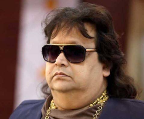 मागील काही दिवसांपासून मुंबईतील रुग्णालयात त्यांच्यावर उपचार सुरू होते. आलोकेश लाहिरी असे बप्पी यांचे मूळ नाव होते. बॉलिवूडमध्ये 'बप्पीदा' अशी ओळख असलेले बप्पी लाहिरी यांनी संगीतबद्ध केलेली अनेक गाणी लोकप्रिय ठरली आहेत.