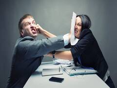 Astrology: इन 4 राशि के लोगों से पंगा लेने से पहले कई बार सोंचे, मरते दम तक निभाते हैं दुश्मनी