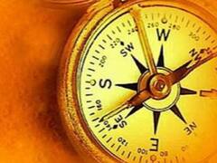 ऑफिस की टेबल का वास्तु में होता है अहम रोल, तेजी से तरक्की पाने के लिए रख लें इन बातों का ध्यान