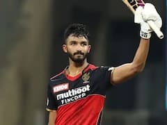 IPL 2022: বেস প্রাইসের তুলনায় প্রচুর অর্থে আইপিএলে দল পেয়েছেন এই ক্রিকেটাররা