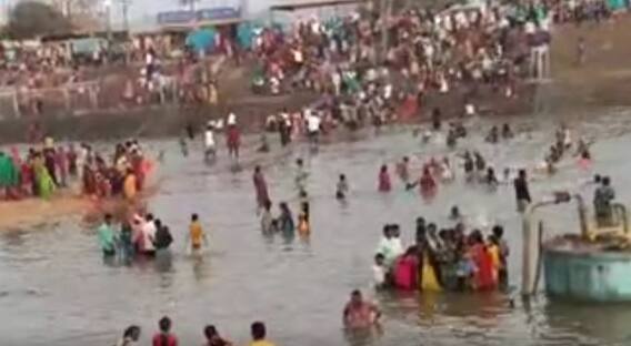 Medaram Jampanna Vagu: మేడారం జంపన్న గద్దె ద్వారా భక్తుల మొక్కుల చెల్లింపు| ABP Desam