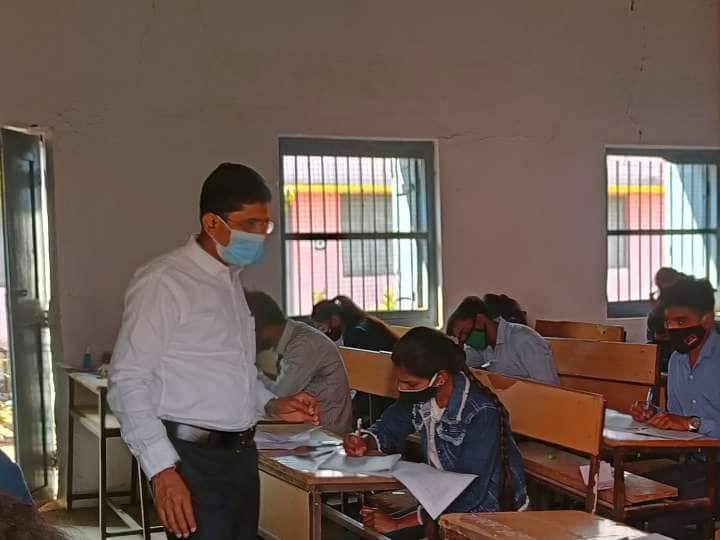 maharashtra hsc 12th exam 2022 know the guideline for hsc exam HSC Board Exam : उद्यापासून बारावीच्या परीक्षा, जाणून घ्या परीक्षेची ठळक वैशिष्ट्ये