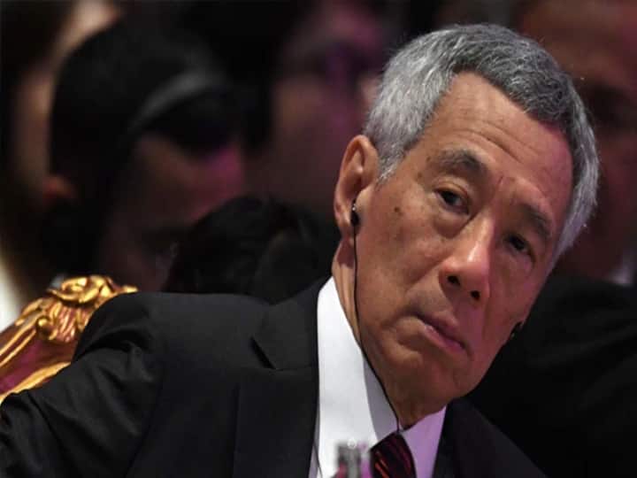 MEA Objects To Singapore PM's 'Nehru's India' Remark, Summons High Commissioner தற்போதைய இந்திய எம்.பிக்கள் பாதி பேர் மேல் பாலியல் வழக்கு: சிங்கப்பூர் பிரதமர் பேச்சால் வெடிக்கும் சர்ச்சை...!