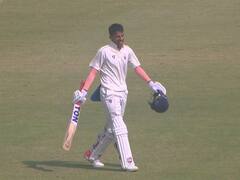 Watch: रणजी ट्रॉफी में U19 खिलाड़ियों का जलवा, Yash Dhull ने जड़ा शतक तो ऑलराउंडर Raj Bawa ने पहली गेंद पर चटकाया विकेट