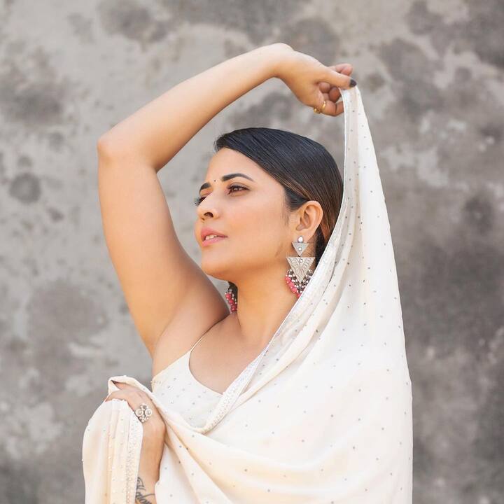 ప్రస్తుతం `ఆచార్య`, `రంగమార్తాండ`, `దర్జా`, `పుష్ప 2`,తోపాటు తమిళంలో, మలయాళంలో సినిమాలతో బిజీగా ఉంది.