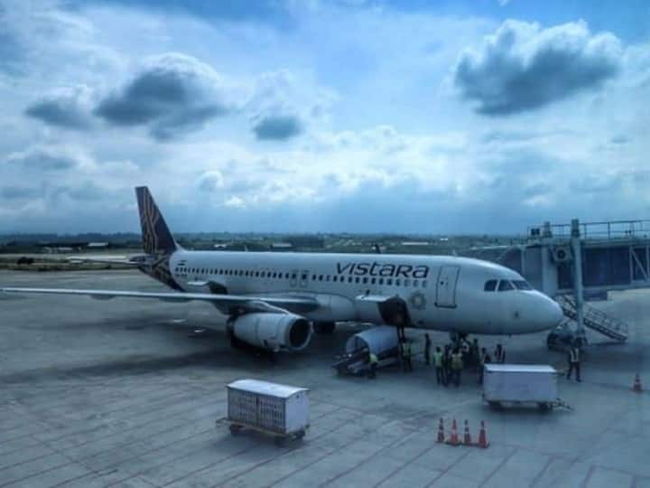 Vistara Flight To Mumbai Returns To Singapore Due To Engine Snag Vistara Flight To Mumbai Returns To Singapore Due To Engine Snag