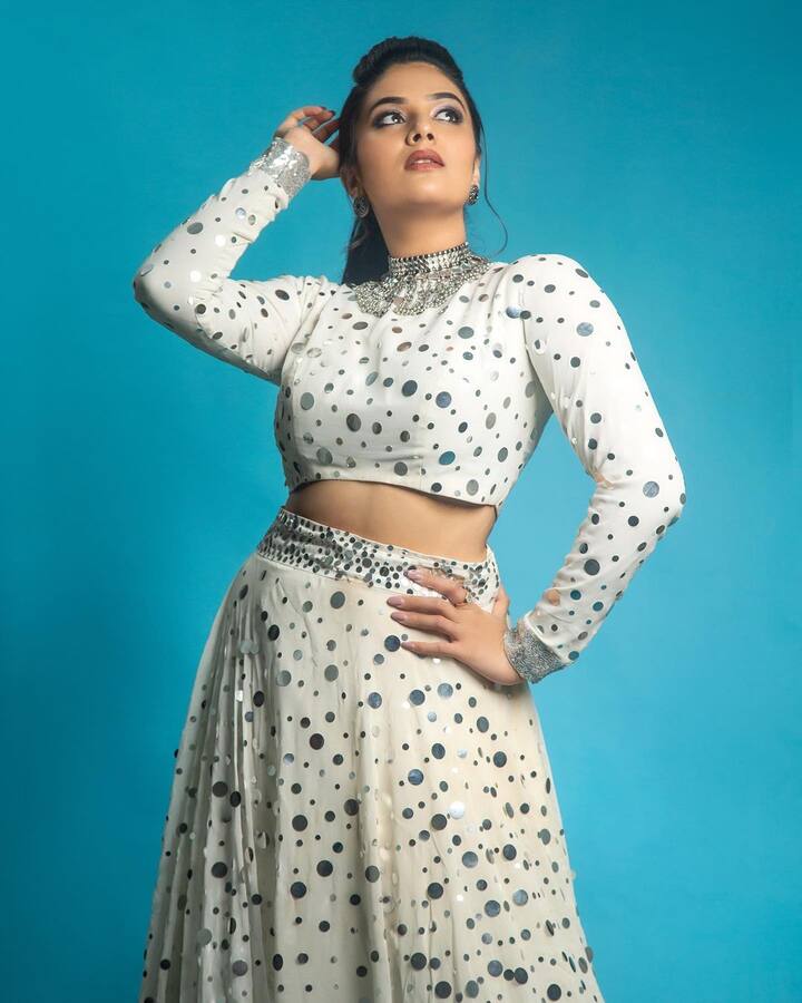 శ్రీముఖి (Image credit:Sreemukhi/Instagram)