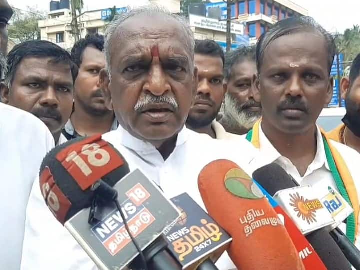 BJP senior leader Pon Radhakrishnan press meet in Kumari district “ஹிஜாப் விவகாரத்தில அரசியல் வேண்டாம்... அது பள்ளியின் முடிவு” - பாஜக மூத்த தலைவர் பொன். ராதாகிருஷ்ணன்