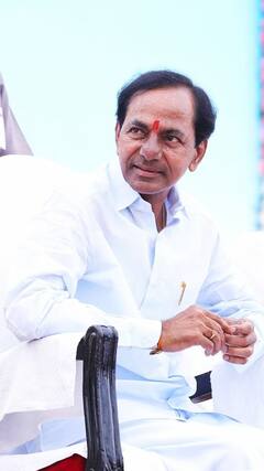 తెలంగాణ సీఎం కేసీఆర్ అరుదైన చిత్రాలు
