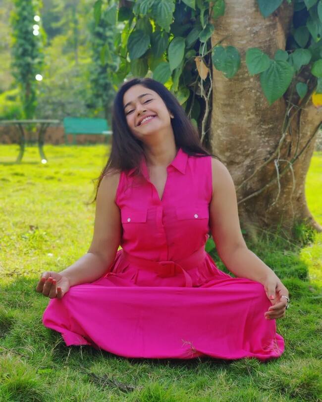 పూనమ్ భజ్వా ( image credit : Poonam Bajwa /Instagram)