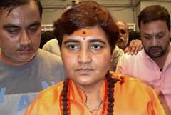 Karnataka Hijab Controversy: देश में हिजाब विवाद के बीच BJP सांसद प्रज्ञा ठाकुर का बड़ा बयान, जानिए क्या कहा