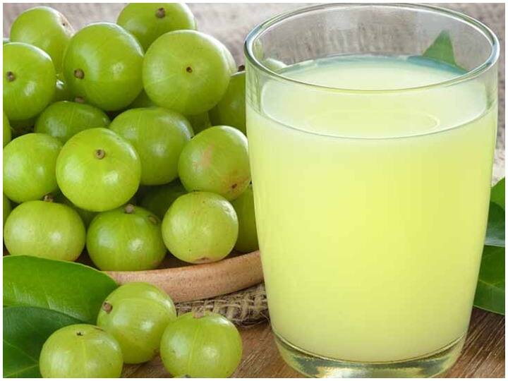 Health Tips, Benefits of Eating Amla on Empty Stomach, Benefits of Eating Amla Indian gooseberry Health Tips: खाली पेट Amla खाने से इन बीमारियों से मिलता है छुटकारा, रोजाना करें सेवन