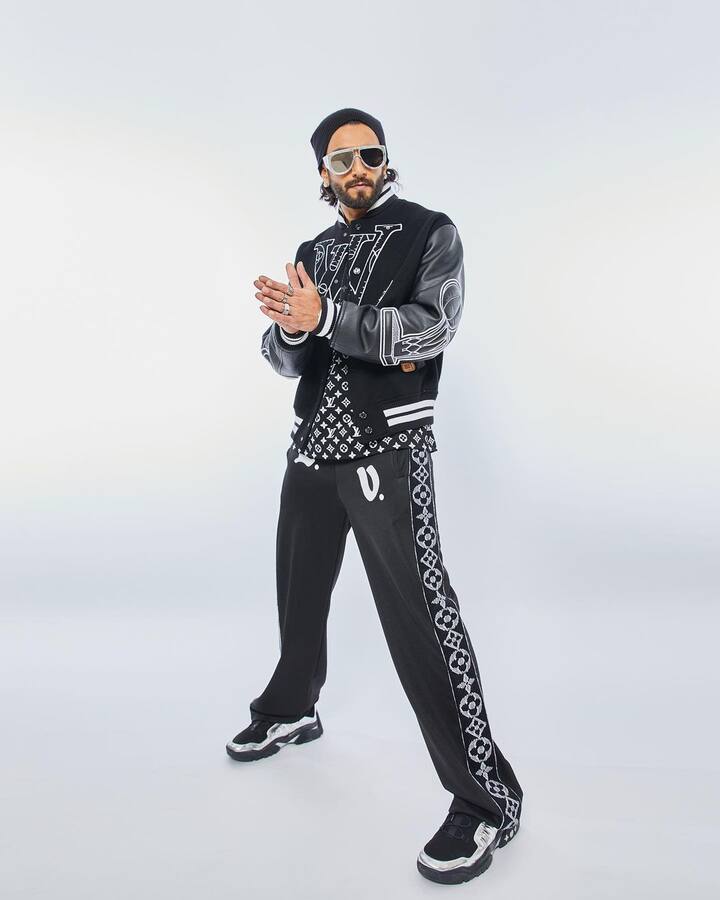 सध्या रणवीरचा हा लूक चर्चेचा विषय ठरतोय.  (photo:ranveersingh/ig)